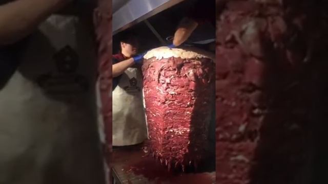 Turkish doner kebab is eaten in Istanbul. With lots of butter and rain YUMMY смотреть онлайн