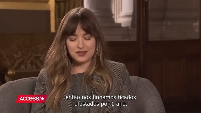 [LEGENDADO] Dakota Johnson fala que Cinquenta Tons de Liberdade é o filme mais emocionante смотреть онлайн