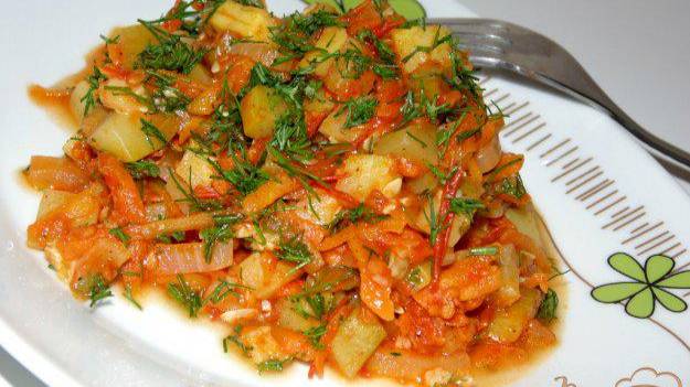 Кабачки тушенные