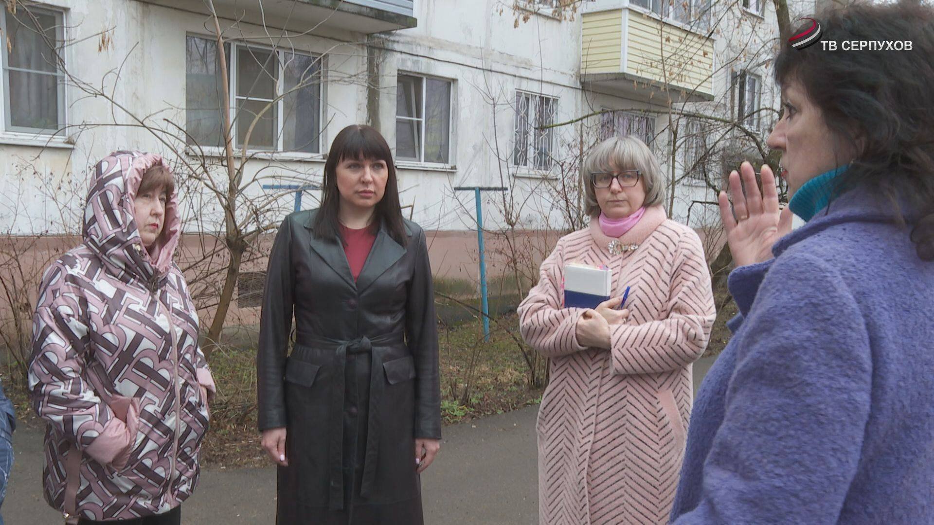В Серпухове проверили содержание многоквартирных домов и подъездов