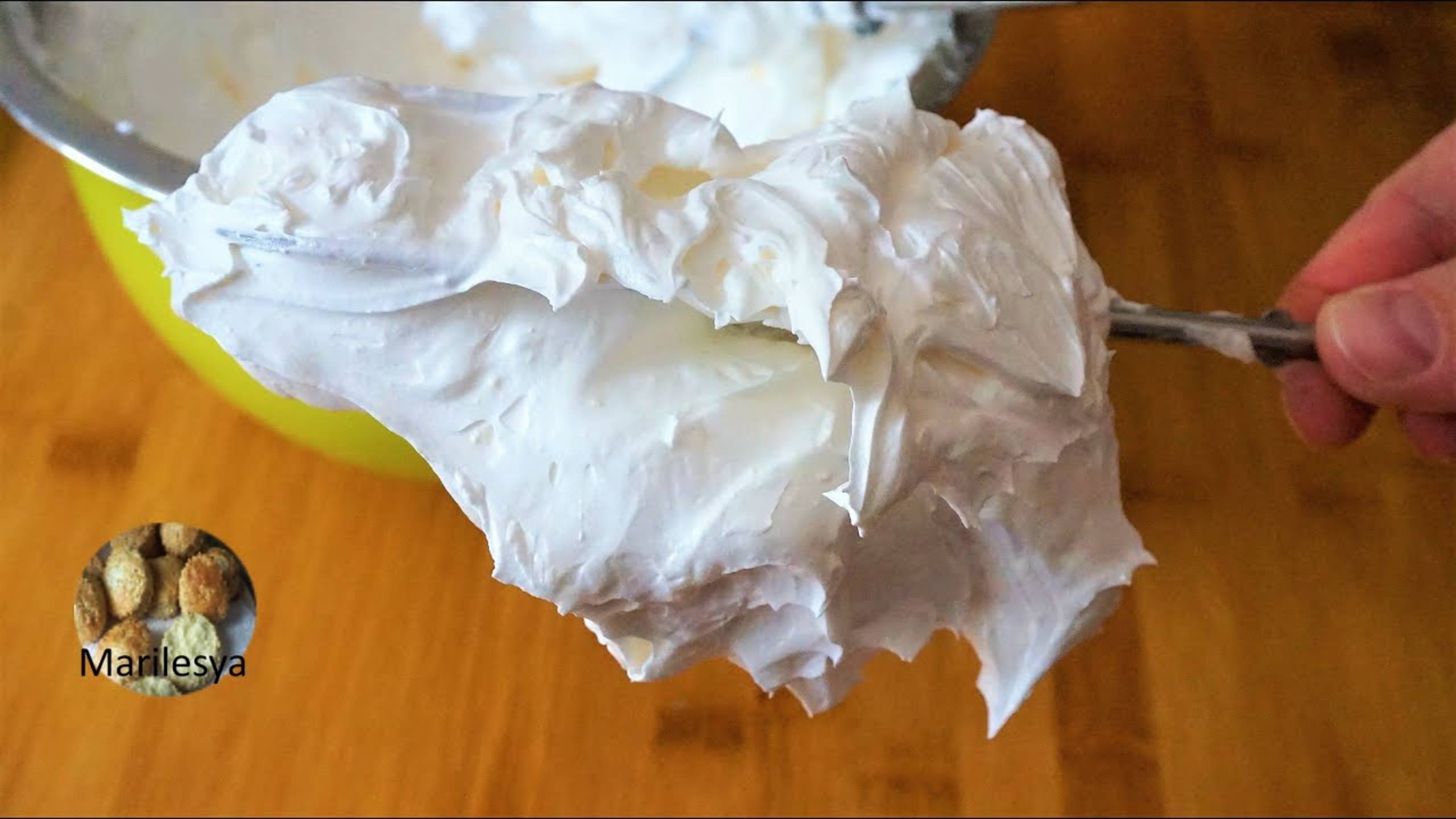 Базовый белковый заварной крем без проблем! Без термометра, простым миксером! Итальянская меренга смотреть онлайн