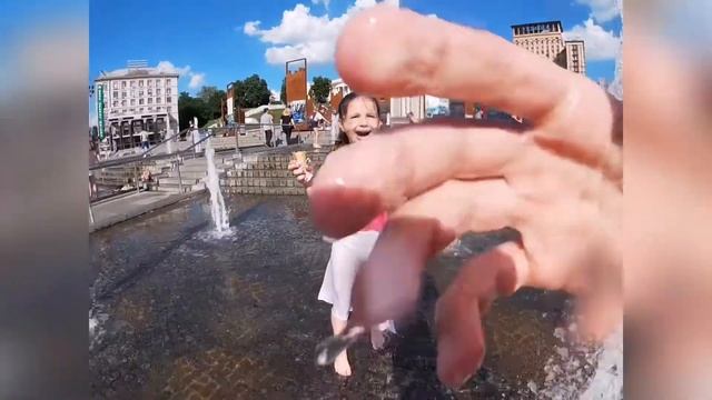 Влог.Фонтаны.макдак.лето ооорррр