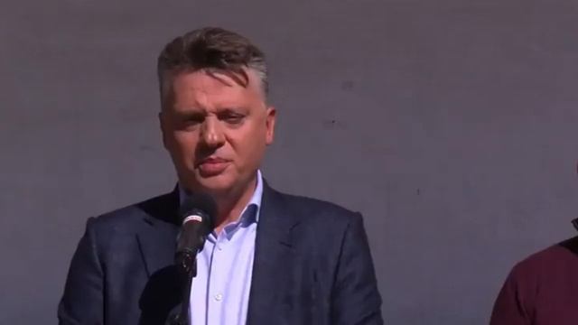 Арсовска обвинува дека не ѝ бил дозволен влез во противпожарната бригада смотреть онлайн