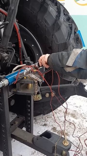 Замер произвительности аксиально-поршнеаого насоса на тракторе YTO 280 #shorts #yto смотреть онлайн