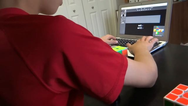 Practicing for my cubing competition! смотреть онлайн