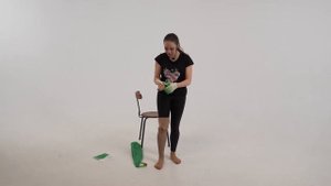 Надевание компрессионное трикотажа с помощью Easy Slide нога