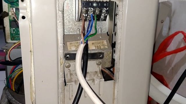 Ac Daikin Inverter Jika Di Isi Freon Outdor Langsung Mati,Langsung Error F3|Service Ac Bekasi смотреть онлайн