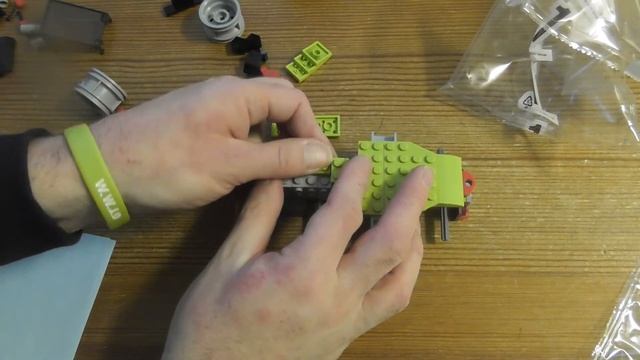 Building Lego City Forest Tractor #SET 60181 смотреть онлайн