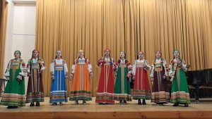 Ансамбль нар.песни "Сударь и сударушки".
Лесногородская ДШИ