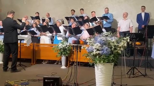 Пение хора "Божий мир" смотреть онлайн