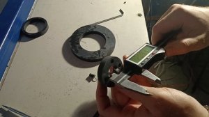 Резка прокладок из резины на плоттере