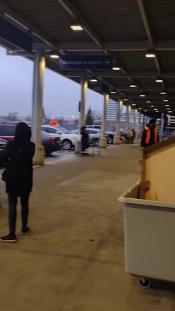 Вудбридж. Возлe Икеи.