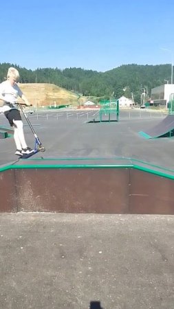 первое видео оригинальный звук