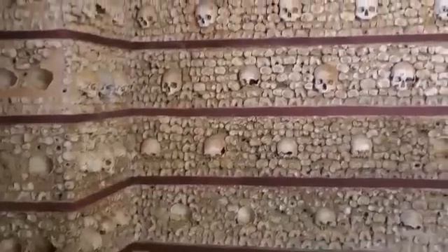 Faro Church of Bones Portugal - Capela dos Ossos смотреть онлайн