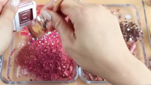 СЛАЙМ «Леопард» -смешивает красные и коричневые тени для век, макияж и блёстки в слайм!