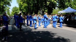 Марш-парад духових оркестрів у Полтаві