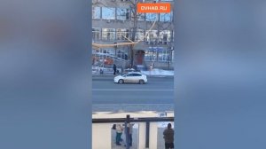 Голый мужчина бегал по Ленина