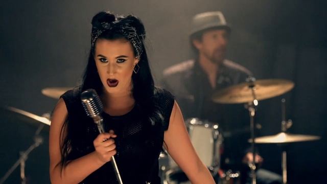 Clip Miserable Girl - Multicam no DaVince Resolve смотреть онлайн