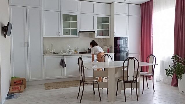 Домашние хлопоты .Уборка , пока спит маленький ребенок. смотреть онлайн