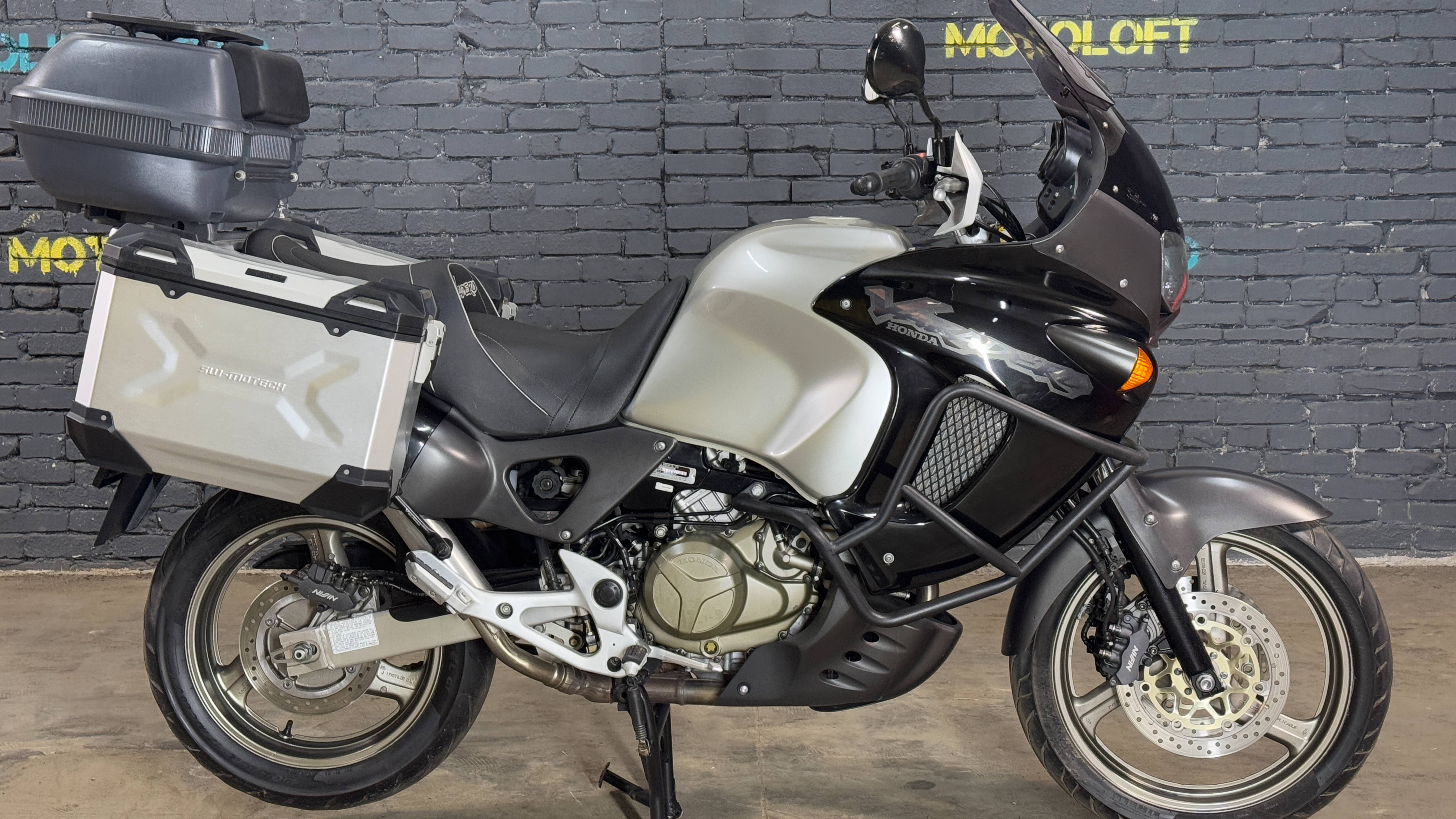 Honda Xl1000 Varadero смотреть онлайн