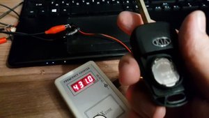 Замена батарейки в ключе Киа Рио 3