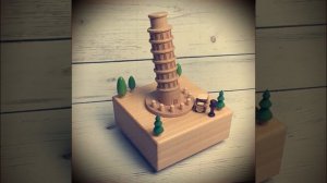 Музыкальная деревянная шкатулка карусель заводная "Пизанская башня и автомобиль"