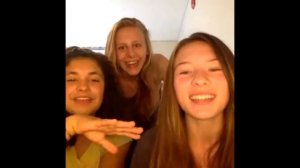 2 Beautiful Girls Kissing for 50 Likes | YN LIVE