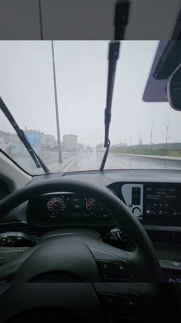 Hyundai Bayon Kar ve Tipi yağışlı havada sürüş deneyimi pov çekim Doğal ses #hyundaibayon #shorts смотреть онлайн
