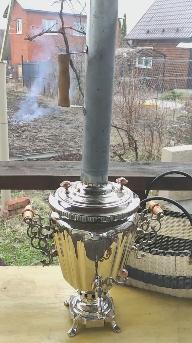 Весна. Выходные на даче с самоваром