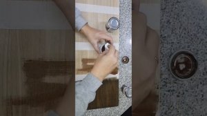 Timber car wood stain  цвет шоколад и тёмный орех нанесён  ветошью на дубовую ступень