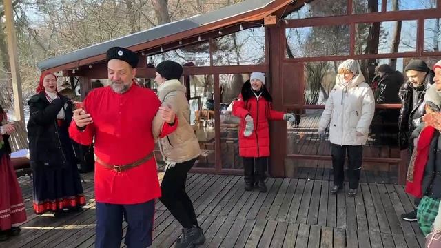 Фольклорный ансамбль