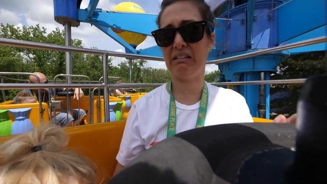Семейная поездка в парк развлечений/GANGSTER FAMILY TRIP TO SESAME PLACE/Кейси Нейстат на русском