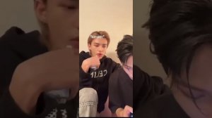 стрим Хёнджина и Феликса || Хёнликсы поют || тик ток стрим Феликса 💗