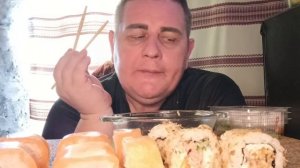 Мукбанг. ВКУСНЫЕ СУШИ | 100 Роллов в РОССИИ | 25 МИНУТ гастро ОРГАЗМ! YouTube