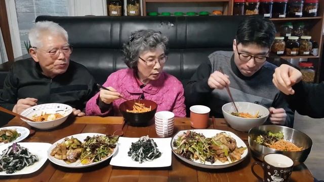 우째 이런맛이? 칼집 삼겹살 먹방, 비빔국수, 파래무침, 고로쇠물, 고기먹방, 국수먹방,가족먹방 MUKBANG KOREAN FOOD COOKING ASMR | EATING SHO