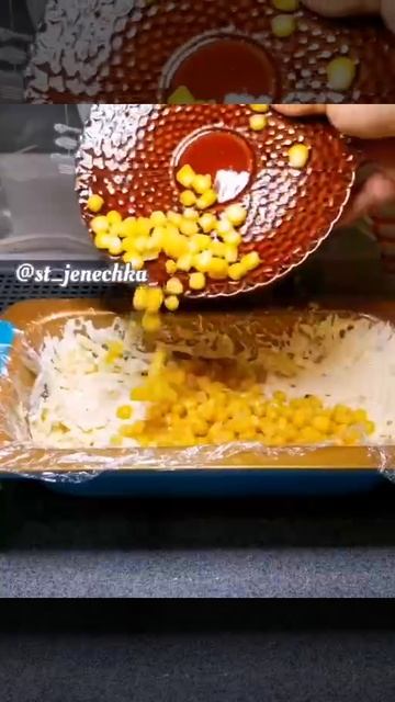 Салат с крабовым мясом и сыром