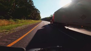4608274-uhd_3840_2160_24fps