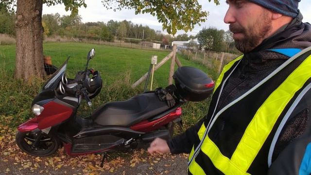 Vlog #33 Wady skuterów i wady Yamahy X-Max 125. Ubranie motocyklowe - czy w zimie daje radę? смотреть онлайн