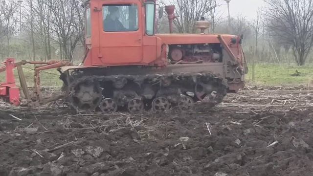 дт-75 с плуг юнлю смотреть онлайн