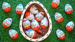 Открываем супер ASMR-коробку с вкусными шоколадными яйцами Kinder Surprise