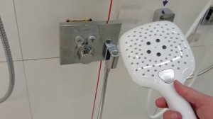 Hansgrohe 15765000 ShowerSelect Fixfit 26550400 Raindance Select E150 3jet