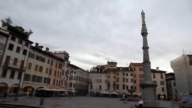 Piazza Matteotti Udine смотреть онлайн