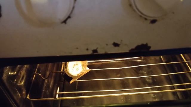 Как готовить колбасы в духовке без функции приготовления на низких температурах🤔🤔🤔 смотреть онлайн