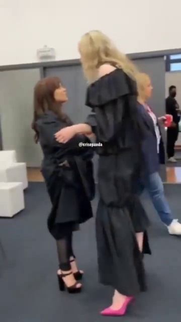 Дженна Ортега и Кристи Гвендолин❤❤❤🖤🖤🖤