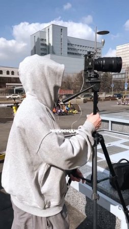 Кровать в центре Москвы 💔как думаете нас выгнали охранники? #контент
