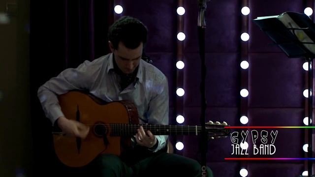 Gypsy Trio "RoManouche" - Belleville (Django Reinhardt) смотреть онлайн