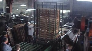 Штабелер для складирования поддонов