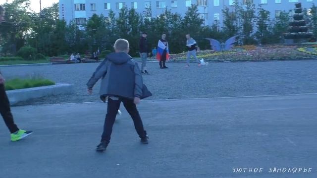 Мурманчане празднуют победу сборной России по футболу. Футбольное безумие. ЧМ 2018