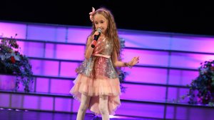 Алиса Искакова- 6 лет -"Колыбельна медведицы" (Е.Крылатов/Ю.Яковлев)