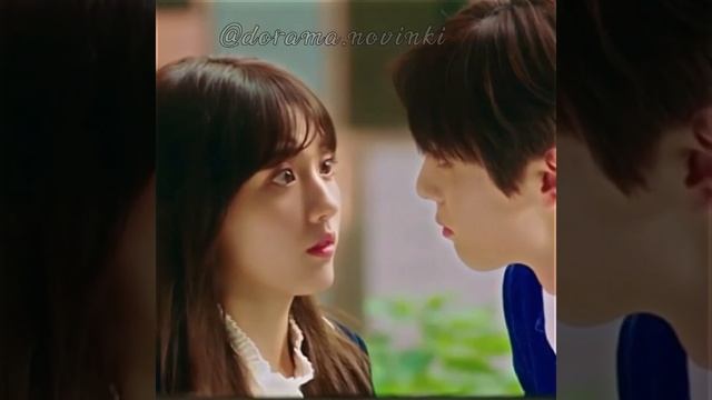 как она смотрит на него 🔥💕 смотреть онлайн